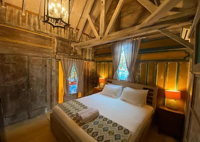 Wooden In - Magnolia Guest house Jimbaran (Bali)